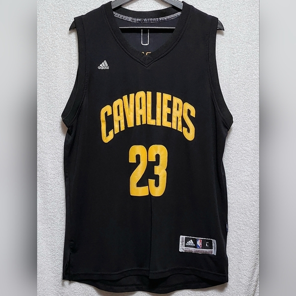 Lebron James Jersey - Size Men's L (Large) - Picture 3 of 6